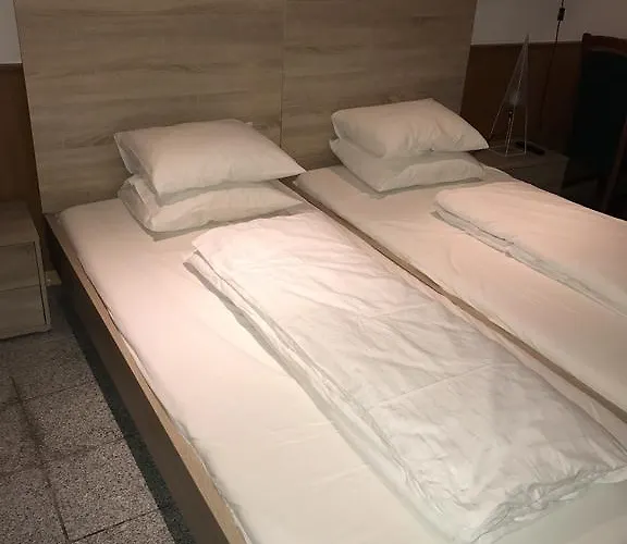 Bed and Breakfast Cafe 168 Βιέννη