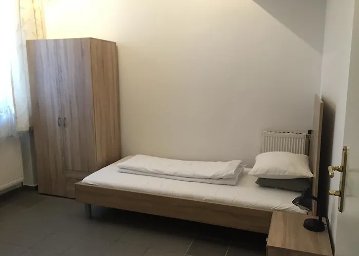 Cafe 168 Bed and Breakfast Βιέννη