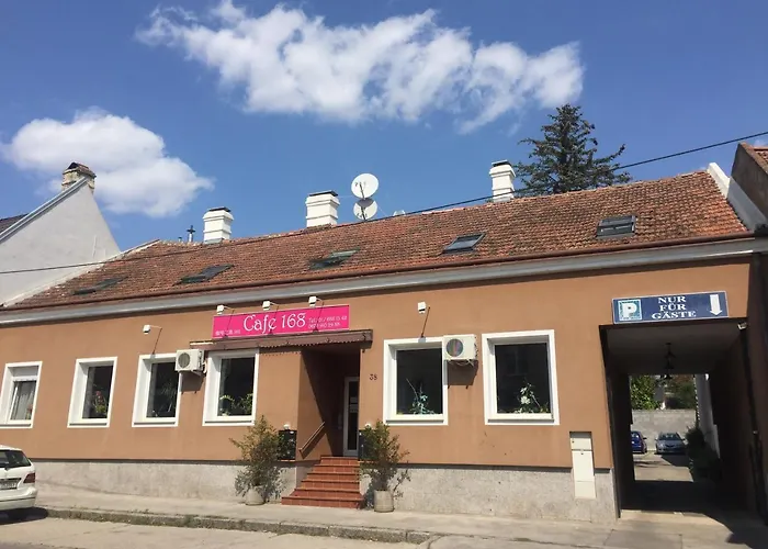 Cafe 168 Bed and Breakfast Βιέννη